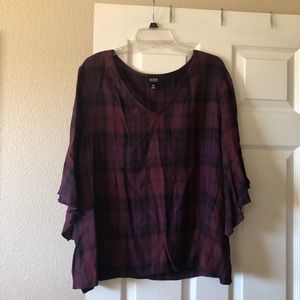 3/4 Ruffle Sleeve V-Neck